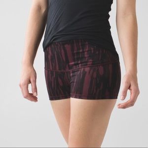 Lululemon Boogie Short Roll Down